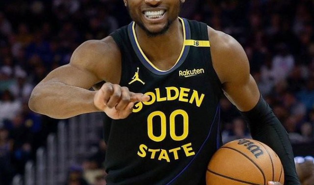 开云体育官网-肥皂剧即将落幕？记者：库明加将接受1年790万美元的资质报价