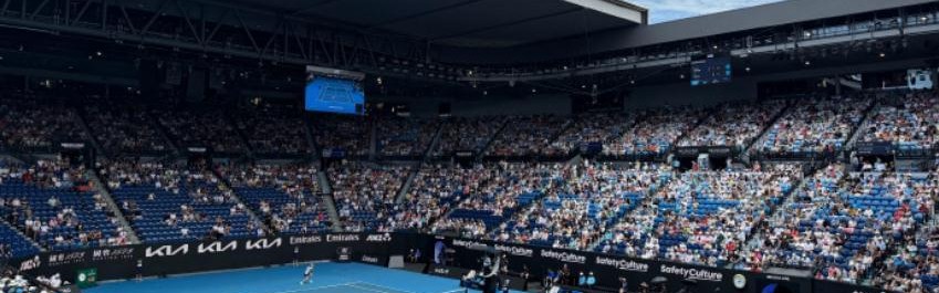 开云入口-张帅逆转进四强获点赞，莱巴六胜丝袜约战美国人，德约会斗穆塞蒂