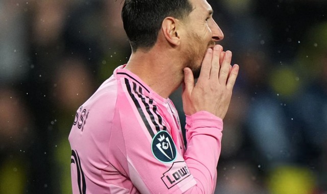 kaiyun-0-0！迈阿密闷平：梅西哑火无缘900球 门将神扑 苏神坐板凳