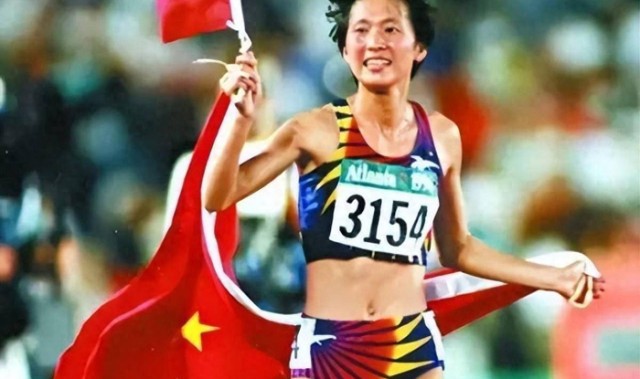 开云官网-52岁王军霞现状曝光！退役移居美国，3个孩子3个爹，如今活成了这样|奥运会|马俊仁|黄天文|长跑|婚姻_新浪体育_新浪新闻